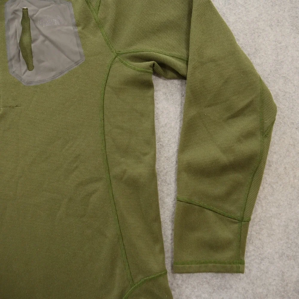The North Face gently pre